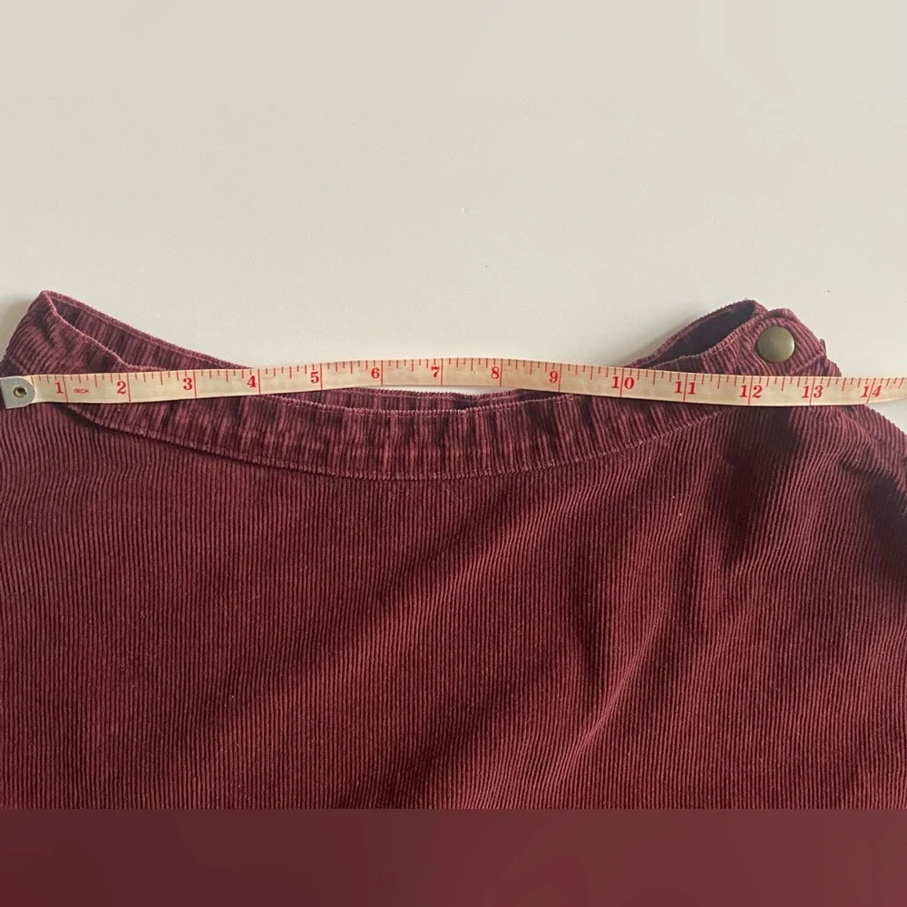 Original American Apparel Corduroy Burgundy Skater Skirt - Picture 5 of 7